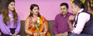 गीतकार ढकालको पिडामा प्रमोदको साथ गीतकार ढकालको पिडामा प्रमोदको साथ