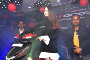 टिभीएस मोटर कम्पनीद्वारा पोखरामा टिभीएस एनटर्क १२५ रेस एडिसन सार्वजनिक