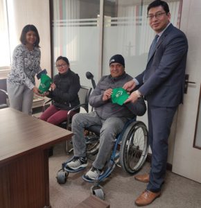 नेपाल बंगलादेश बैंकद्धारा मेरुदण्डीय पक्षघात समुह नेपाललाई क्याप वितरण
