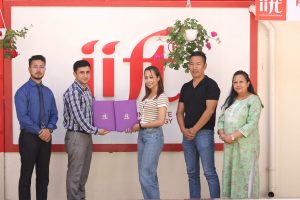 सिभिल बैंक र आईआईएफटीबीच छात्रवृत्ति सम्झौता, सिभिल बैंकमा खाता हुनेलाई १५ प्रतिशत छुट सिभिल बैंक र आईआईएफटीबीच छात्रवृत्ति सम्झौता, सिभिल बैंकमा खाता हुनेलाई १५ प्रतिशत छुट