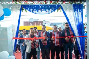 चितवनमा फोटोन शोरुमको शुभारम्भ र नयाँ माउन्टेन ईभी सार्वजनिक