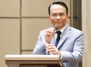 गभर्नरले सिइओसँग छलफल गर्ने