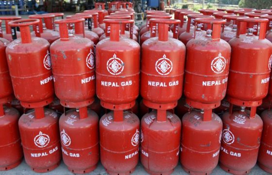 निगमले टेकु कार्यालयबाट एलपी ग्यासको बिक्री वितरण सुरु गर्‍यो 