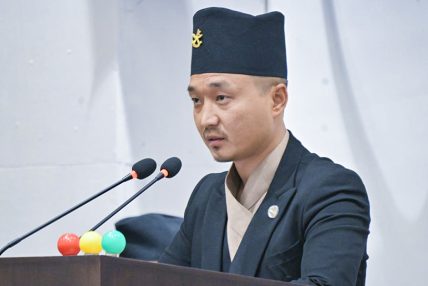 गृहमन्त्री सुदन गुरुङद्वारा पदबाट राजीनामा