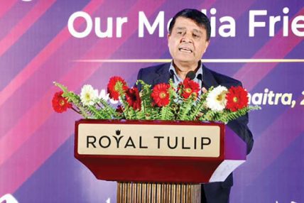 ‘आर्थिक गतिविधि पुनः चलायमान’