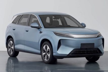 नयाँ एट्टो३ मा अव फ्ल्यास चार्जिङ सुविधा, रेन्ज पनि बढ्ने