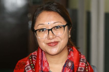 शिक्षा समितिको सभापतिमा डा. ओजस्वी शेरचन विजयी