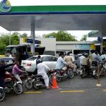 पाकिस्तानमा पेट्रोलको मूल्य प्रतिलिटर ३९३ पुग्यो