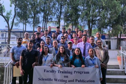 एभरेष्ट इन्जिनियरिङ कलेजमा तीन दिने शोध लेखन तालिम सम्पन्न