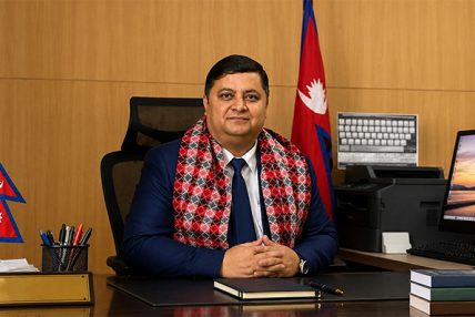 राष्ट्रिय वाणिज्य बैंकको अध्यक्षमा अर्थ मन्त्रालयका सहसचिव दाहाल नियुक्त