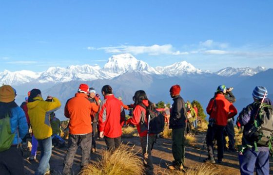 मे महिनामा भित्रिए एक लाखभन्दा बढी विदेशी पर्यटक