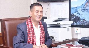 काठमाडौँ महानगरका प्रमुख प्रशासकीय अधिकृत सरोज गुरागाईँ अनिवार्य अवकाशमा