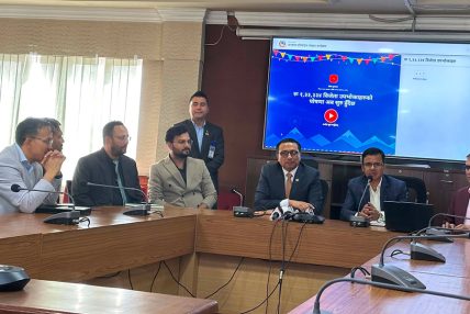 करदाता प्रोत्साहन: १५ जनालाई एक–एक लाख र एक जनाले पाए १० लाख उपहार