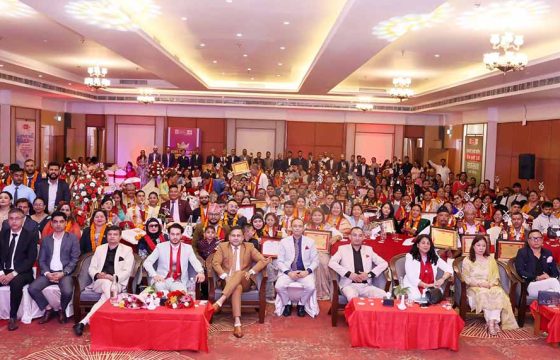 प्रभु महालक्ष्मी लाइफ इन्स्योरेन्सको क्लब एचिभर्स अवार्ड कार्यक्रममा उत्कृष्ट व्यवसाय गर्ने अभिकर्ताहरुलाई विशेष सम्मान