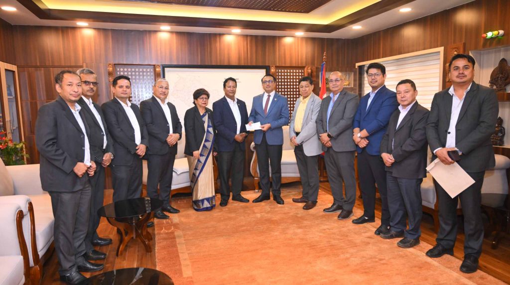 साल्ट ट्रेडिङ कर्पोरेसनद्वारा प्रधानमन्त्री राहत कोषमा ६० लाख आर्थिक सहयोग