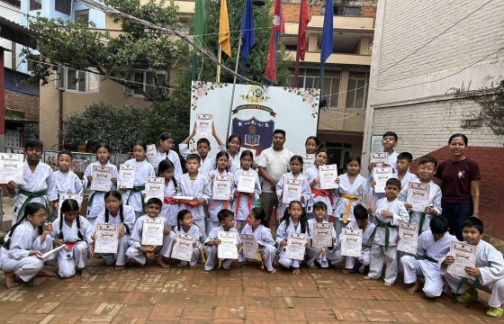 कराँते खेलकुदको प्रमाणपत्र वितरण कार्यक्रम