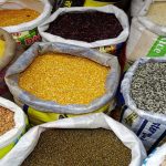 काठमाडौँ उपत्यकामा खाद्यान्न र हरियो तरकारीलगायतका दैनिक उपभोग्य वस्तुको मूल्य बढे काठमाडौँ उपत्यकामा खाद्यान्न र हरियो तरकारीलगायतका दैनिक उपभोग्य वस्तुको मूल्य बढे