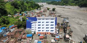 बाढी प्रभावितको राहतका लागि ट्रिटन कलेजद्वारा २ लाख २२ हजार सहयोग